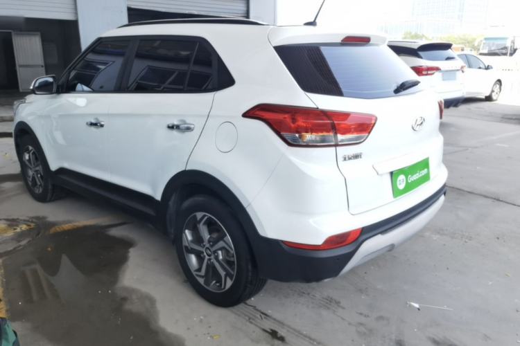 Used Hyundai ix25 2017 1.6L Automatic Smart Version Rear Left 45 Deg