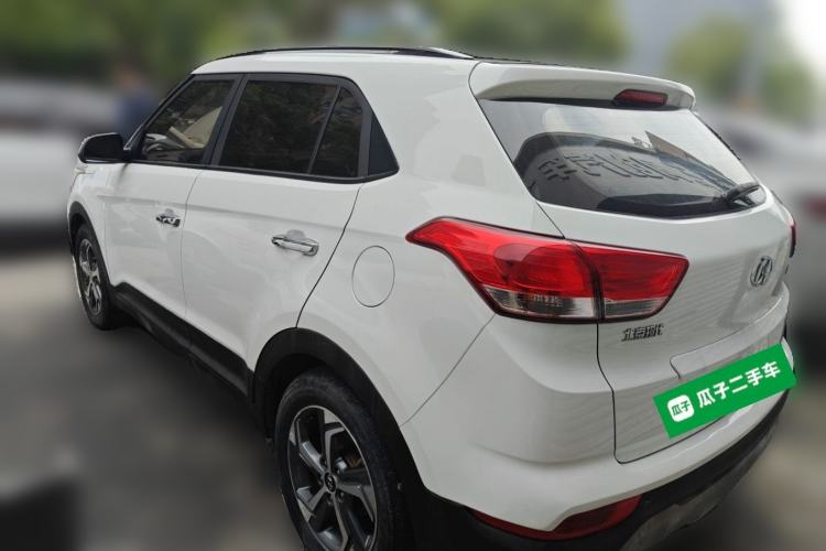 Used Hyundai ix25 2017 1.6L Automatic Smart Version Rear Left 45 Deg