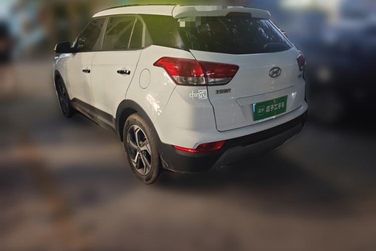 Used Hyundai ix25 2017 1.6L Automatic Smart Version Rear Left 45 Deg