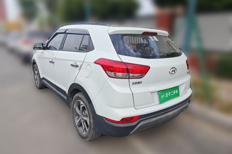 Used Hyundai ix25 2017 1.6L Automatic Smart Version Rear Left 45 Deg