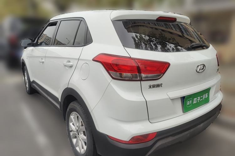 Used Hyundai ix25 2017 1.6L Manual Fashion Model Rear Left 45 Deg