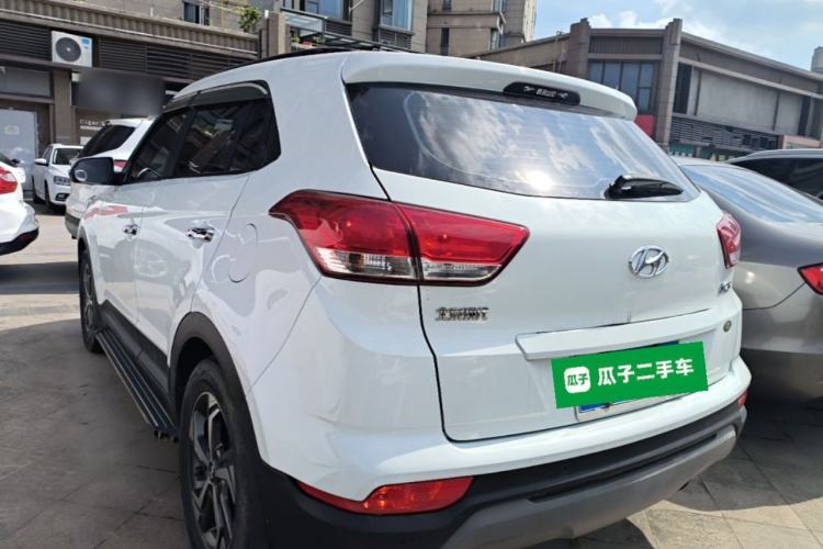 Used Hyundai ix25 2017 1.6L Automatic Smart Version Rear Left 45 Deg