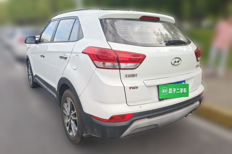 Used Hyundai ix25 2017 1.4T Automatic Smart Version Rear Left 45 Deg