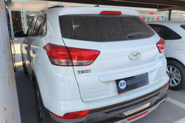 Used Hyundai ix25 2017 1.6L Automatic Smart Version Rear Left 45 Deg
