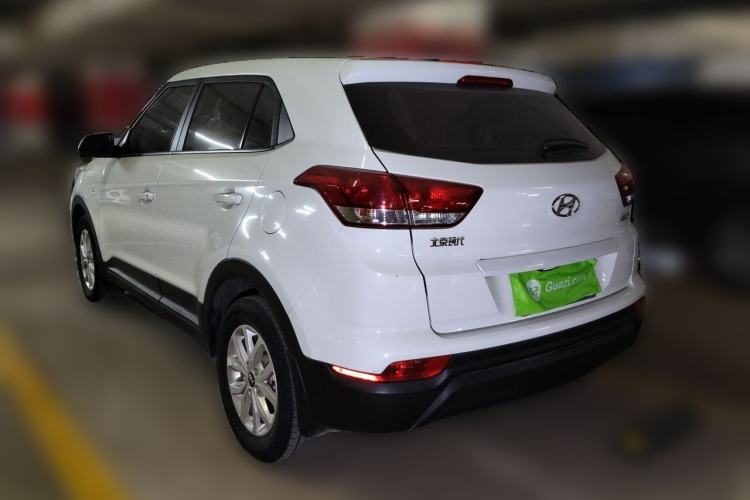 Used Hyundai ix25 2017 1.6L Manual Fashion Model Rear Left 45 Deg