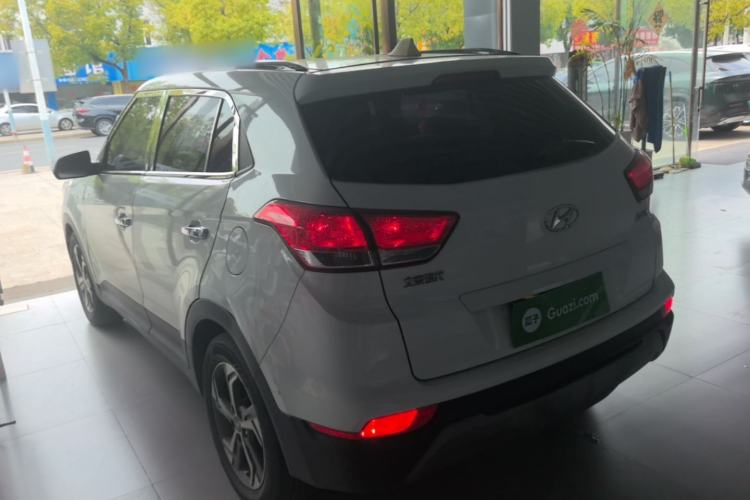 Used Hyundai ix25 2017 1.6L Automatic Smart Version Rear Left 45 Deg
