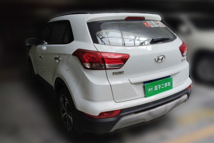 Used Hyundai ix25 2017 1.6L Automatic Smart Version Rear Left 45 Deg