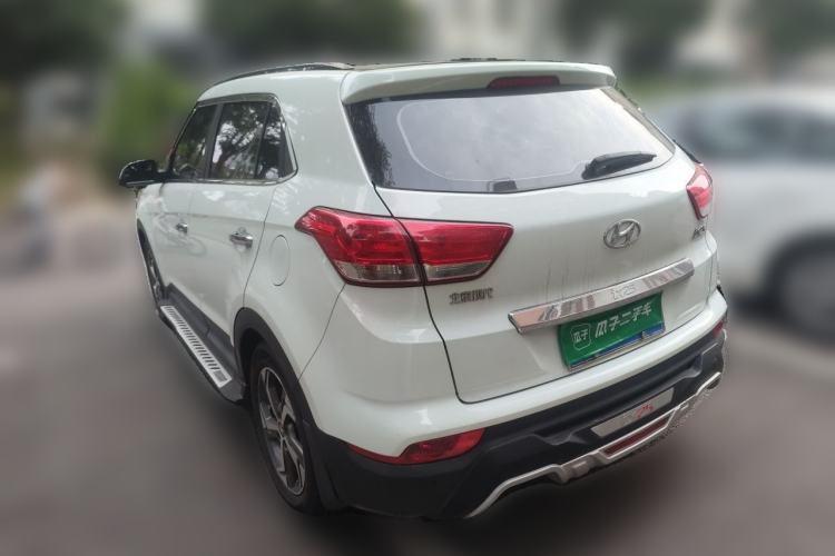 Used Hyundai ix25 2017 1.6L Automatic Smart Version Rear Left 45 Deg