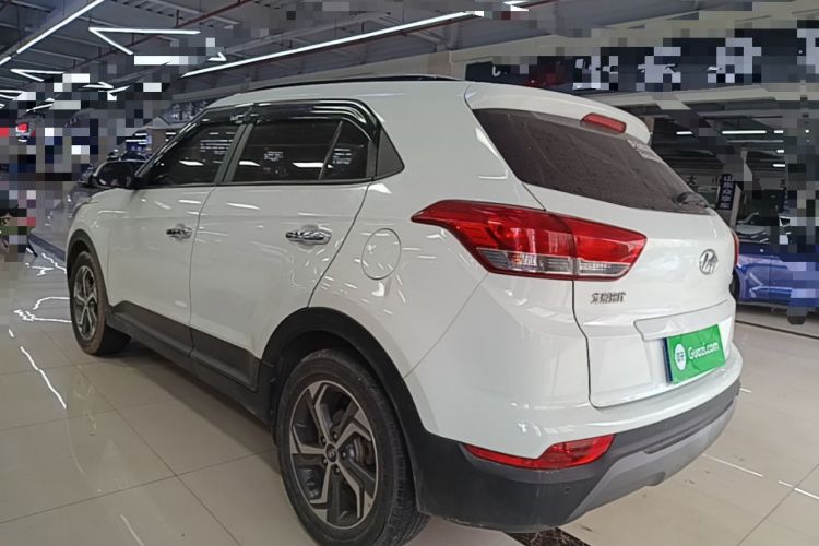 Used Hyundai ix25 2017 1.6L Automatic Smart Version Rear Left 45 Deg