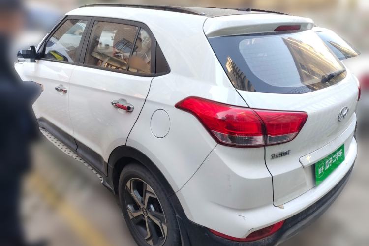 Used Hyundai ix25 2017 1.6L Automatic Smart Version Rear Left 45 Deg