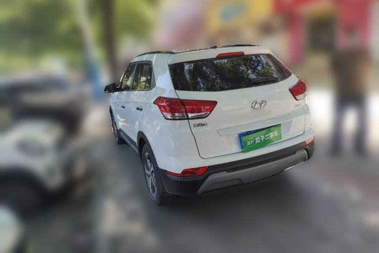 Used Hyundai ix25 2017 1.6L Automatic Smart Version Rear Left 45 Deg