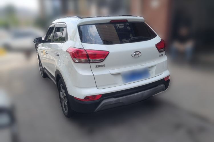 Used Hyundai ix25 2017 1.6L Automatic Smart Version Rear Left 45 Deg