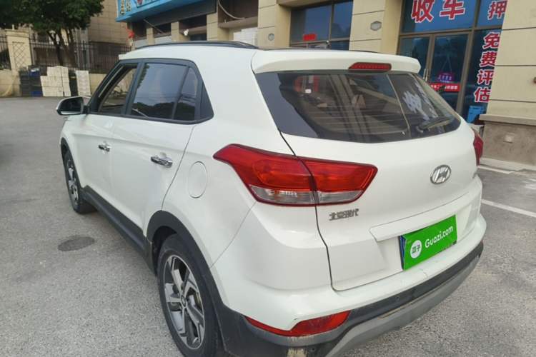 Used Hyundai ix25 2017 1.6L Automatic Smart Version Rear Left 45 Deg
