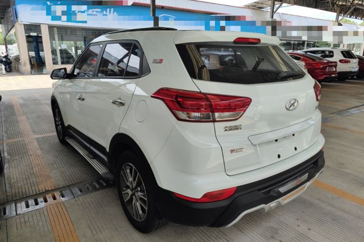 Used Hyundai ix25 2017 1.4T Automatic Smart Version Rear Left 45 Deg