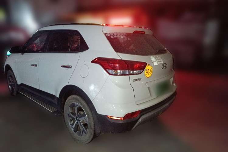 Used Hyundai ix25 2017 1.6L Automatic Smart Version Rear Left 45 Deg