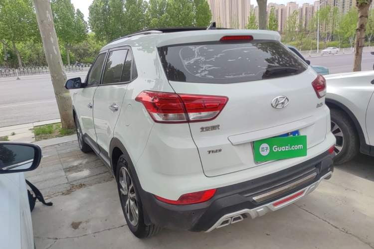Used Hyundai ix25 2017 1.4T Automatic Smart Version Rear Left 45 Deg