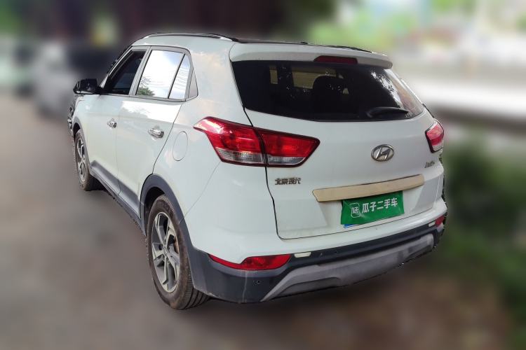 Used Hyundai ix25 2017 1.6L Automatic Smart Version Rear Left 45 Deg