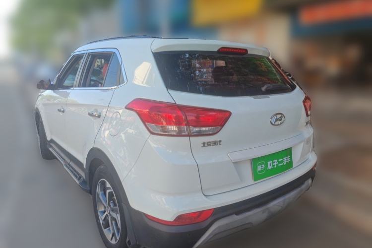 Used Hyundai ix25 2017 1.6L Automatic Smart Version Rear Left 45 Deg