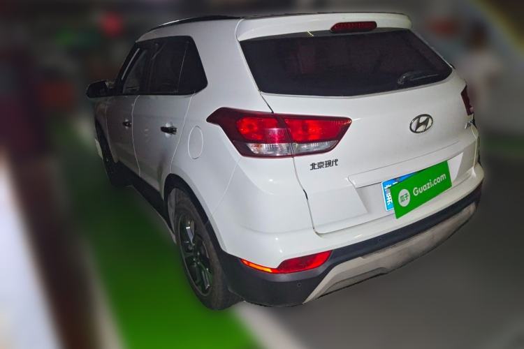 Used Hyundai ix25 2017 1.6L Automatic Smart Version Rear Left 45 Deg