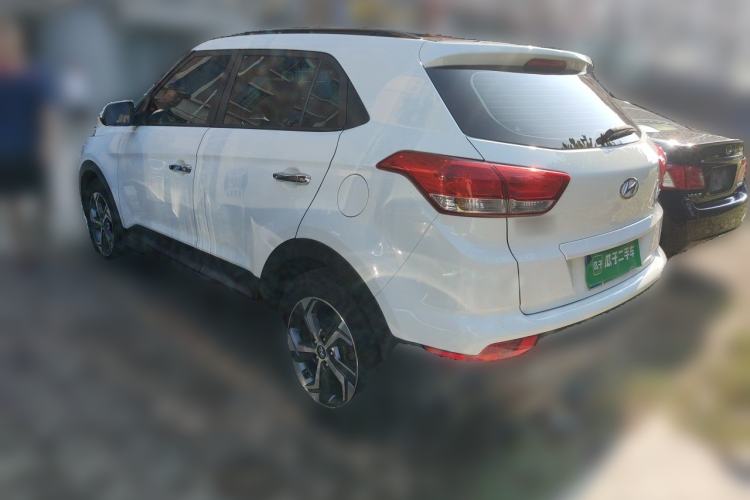 Used Hyundai ix25 2017 1.6L Automatic Smart Version Rear Left 45 Deg