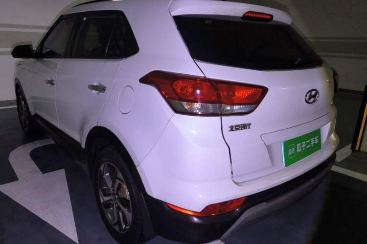 Used Hyundai ix25 2017 1.6L Automatic Smart Version Rear Left 45 Deg