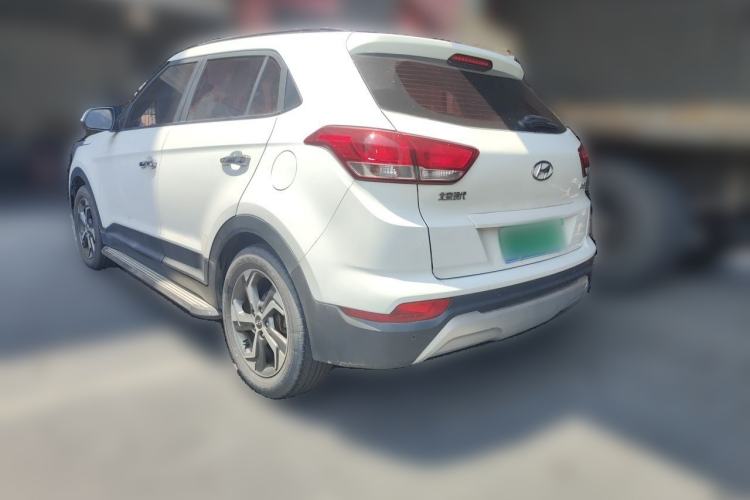Used Hyundai ix25 2017 1.6L Automatic Smart Version Rear Left 45 Deg