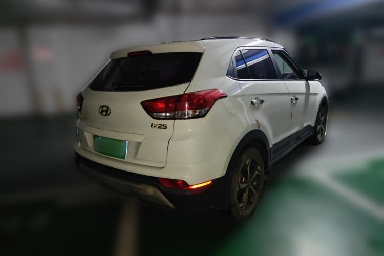 Used Hyundai ix25 2017 1.6L Automatic Smart Version Rear Right 45 Deg