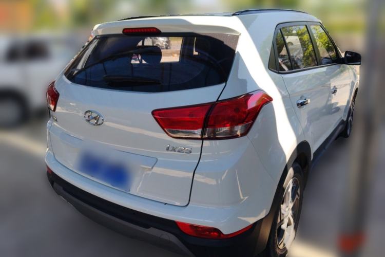 Used Hyundai ix25 2017 1.6L Automatic Smart Version Rear Right 45 Deg