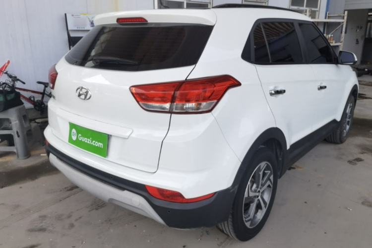 Used Hyundai ix25 2017 1.6L Automatic Smart Version Rear Right 45 Deg