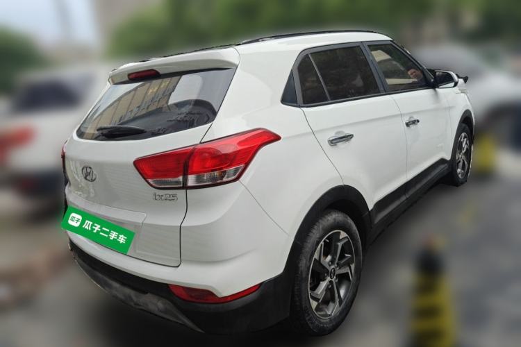 Used Hyundai ix25 2017 1.6L Automatic Smart Version Rear Right 45 Deg