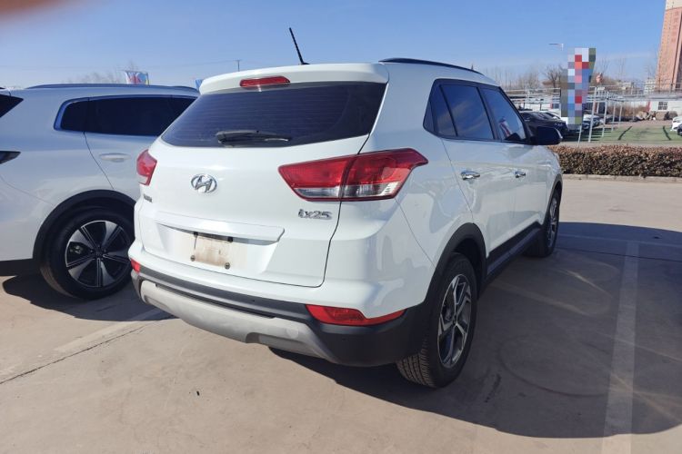 Used Hyundai ix25 2017 1.6L Automatic Smart Version Rear Right 45 Deg
