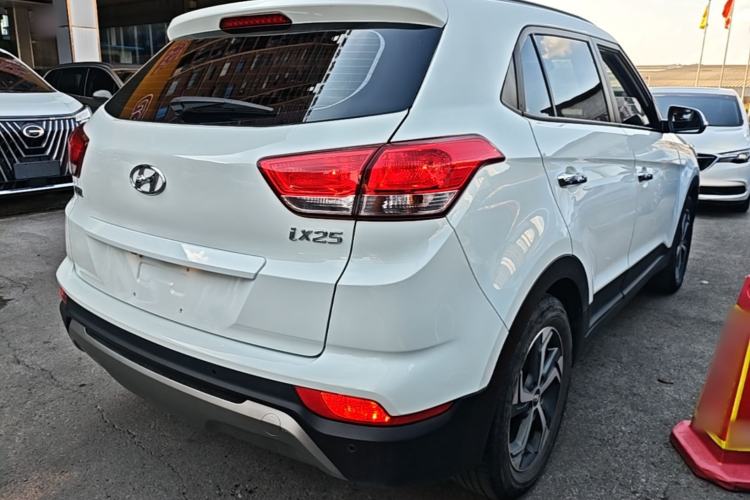 Used Hyundai ix25 2017 1.6L Automatic Smart Version Rear Right 45 Deg