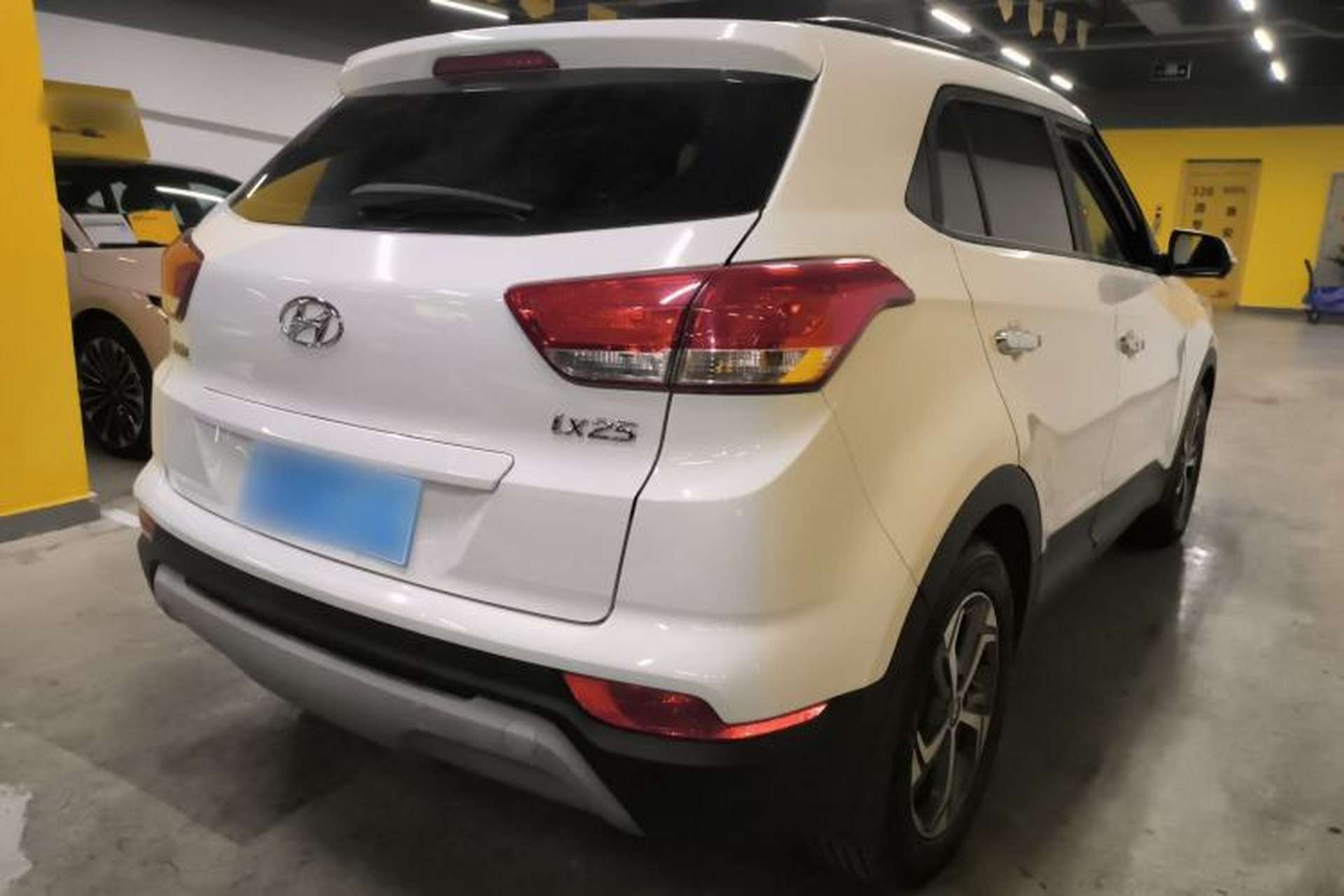 Used Hyundai ix25 2017 1.6L Automatic Smart Version Rear Right 45 Deg