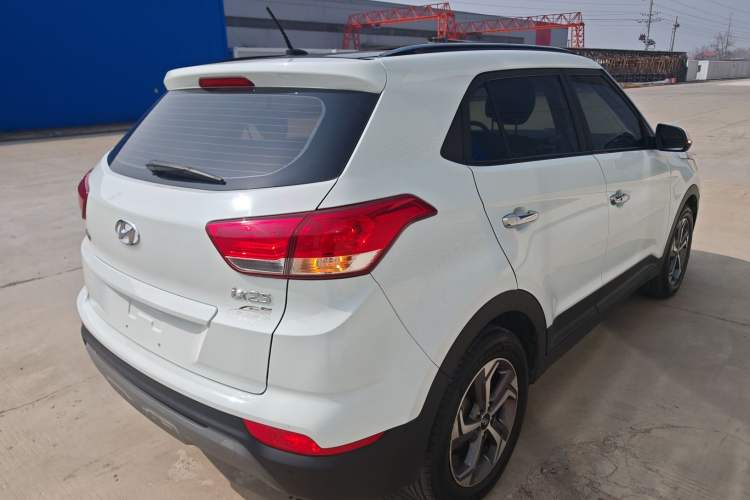 Used Hyundai ix25 2017 1.6L Automatic Smart Version Rear Right 45 Deg