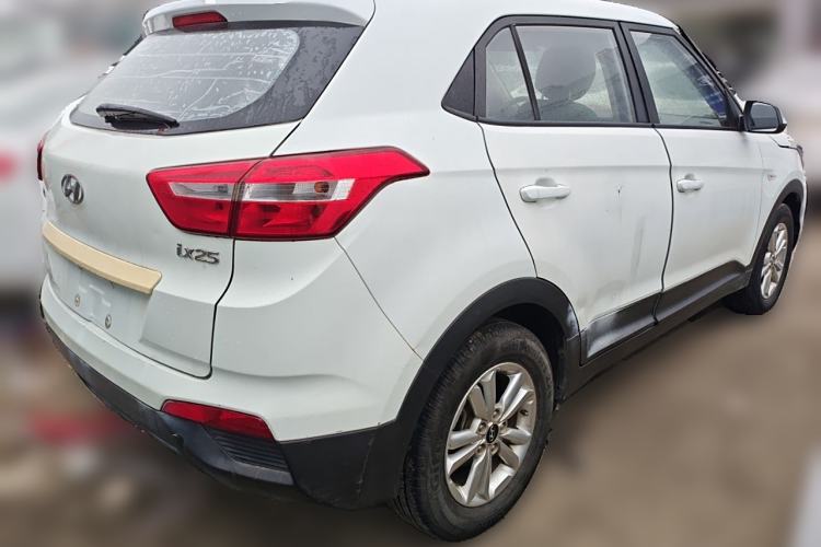 Used Hyundai ix25 2017 1.6L Manual Fashion Model Rear Right 45 Deg