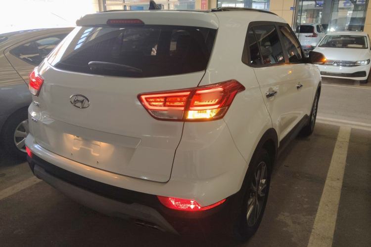 Used Hyundai ix25 2017 1.4T Automatic Smart Version Rear Right 45 Deg