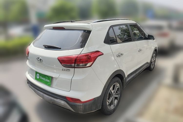 Used Hyundai ix25 2017 1.6L Automatic Smart Version Rear Right 45 Deg