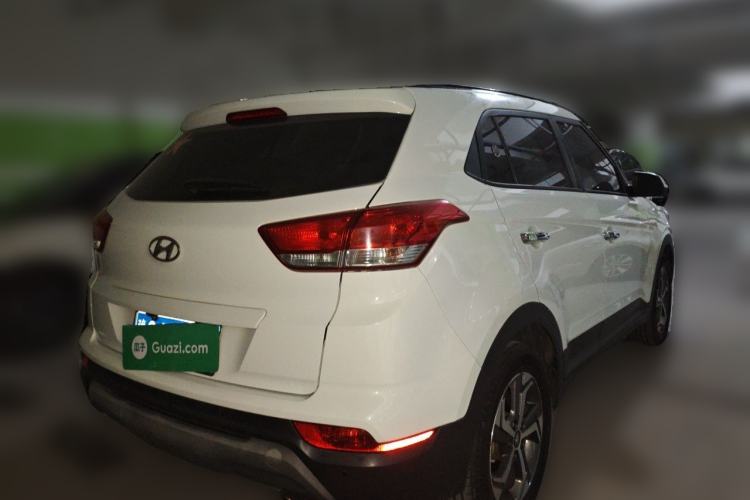 Used Hyundai ix25 2017 1.6L Automatic Smart Version Rear Right 45 Deg