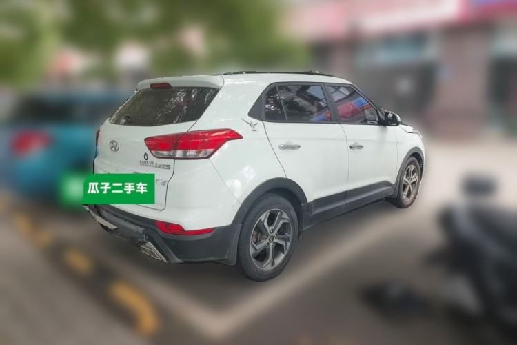 Used Hyundai ix25 2017 1.6L Automatic Smart Version Rear Right 45 Deg