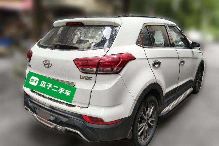 Used Hyundai ix25 2017 1.4T Automatic Smart Version Rear Right 45 Deg
