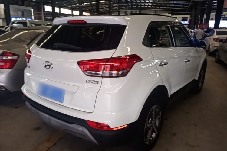 Used Hyundai ix25 2017 1.6L Automatic Smart Version Rear Right 45 Deg