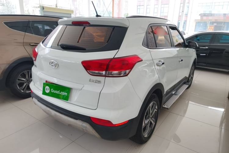 Used Hyundai ix25 2017 1.6L Automatic Smart Version Rear Right 45 Deg