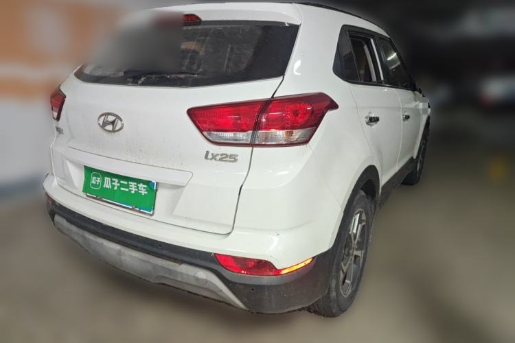 Used Hyundai ix25 2017 1.6L Automatic Smart Version Rear Right 45 Deg