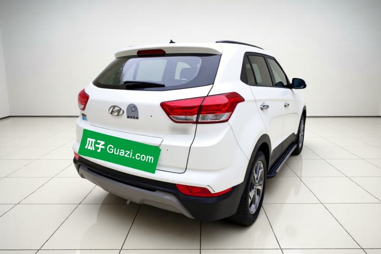 Used Hyundai ix25 2017 1.6L Automatic Smart Version Rear Right 45 Deg