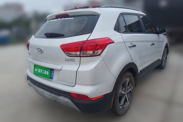 Used Hyundai ix25 2017 1.6L Automatic Smart Version Rear Right 45 Deg
