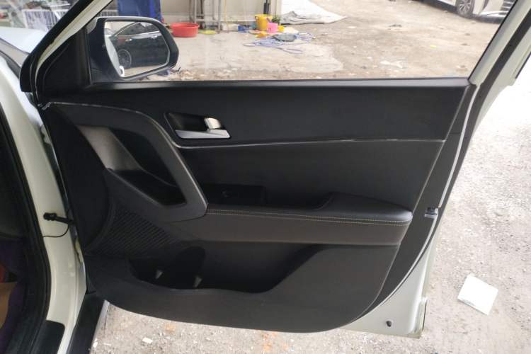 Used Hyundai ix25 2017 1.6L Automatic Smart Version Right Front Door Interior