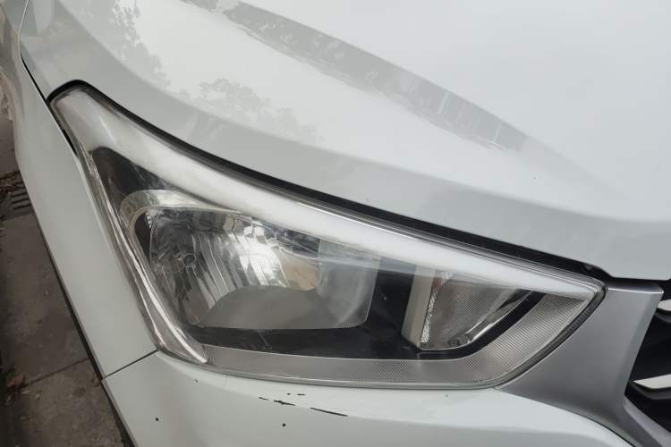 Used Hyundai ix25 2017 1.6L Manual Fashion Model Right Front Headlight