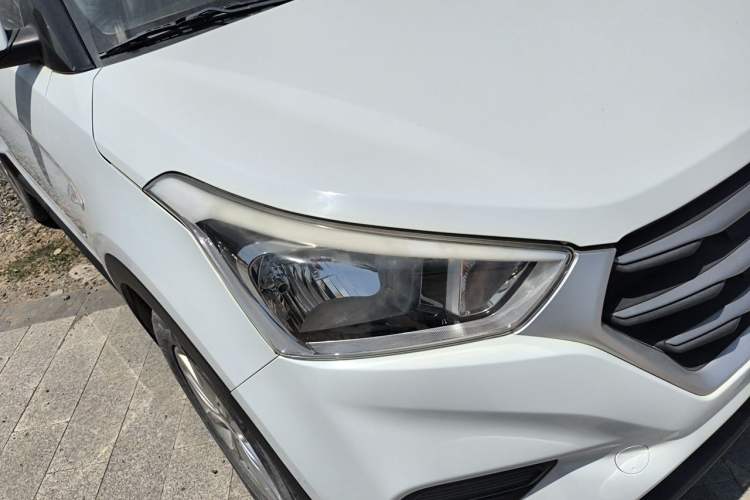 Used Hyundai ix25 2017 1.6L Manual Fashion Model Right Front Headlight