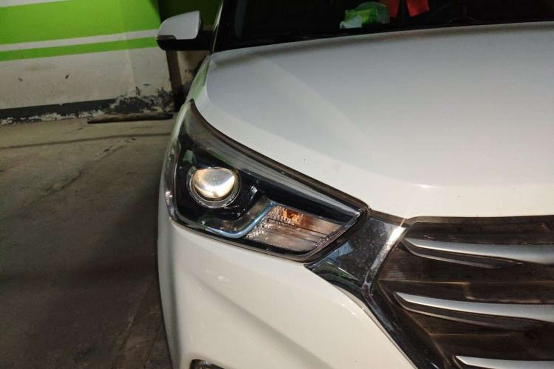Used Hyundai ix25 2017 1.6L Automatic Smart Version Right Front Headlight