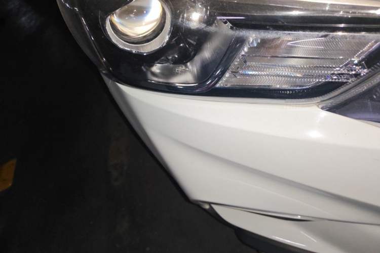 Used Hyundai ix25 2017 1.6L Automatic Smart Version Right Front Headlight